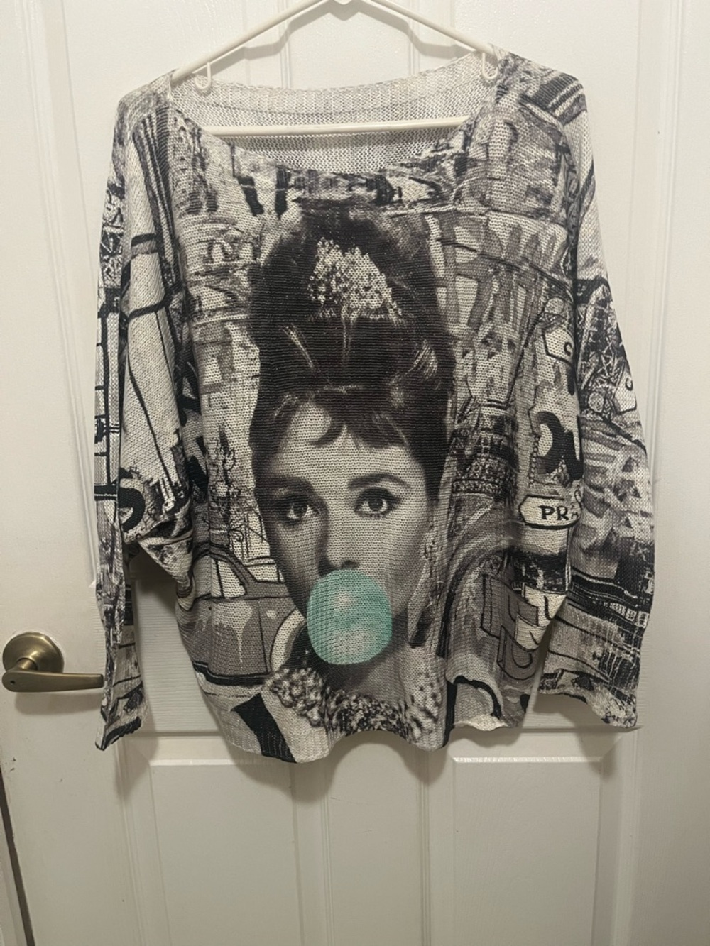 Audrey Hepburn Graphic Pullover Top - Black, White & Teal Bubble